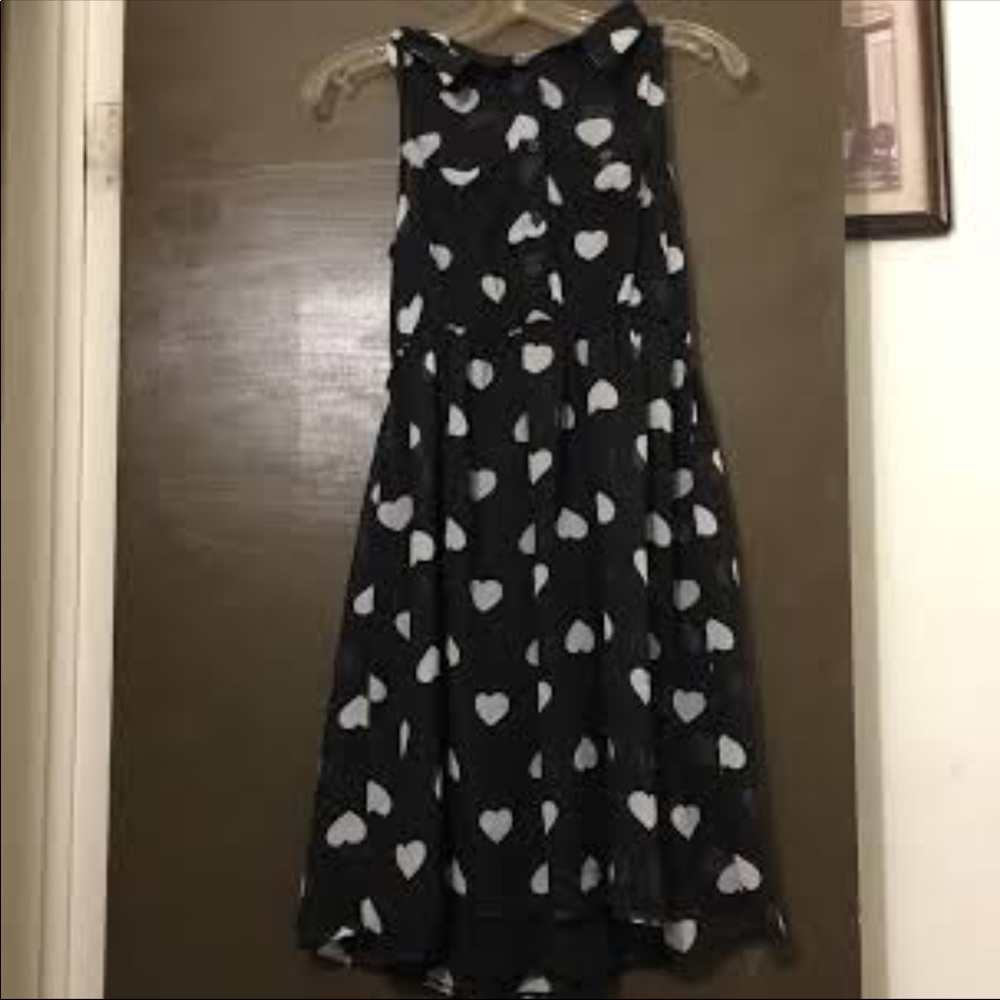 Pretty black dress with hearts